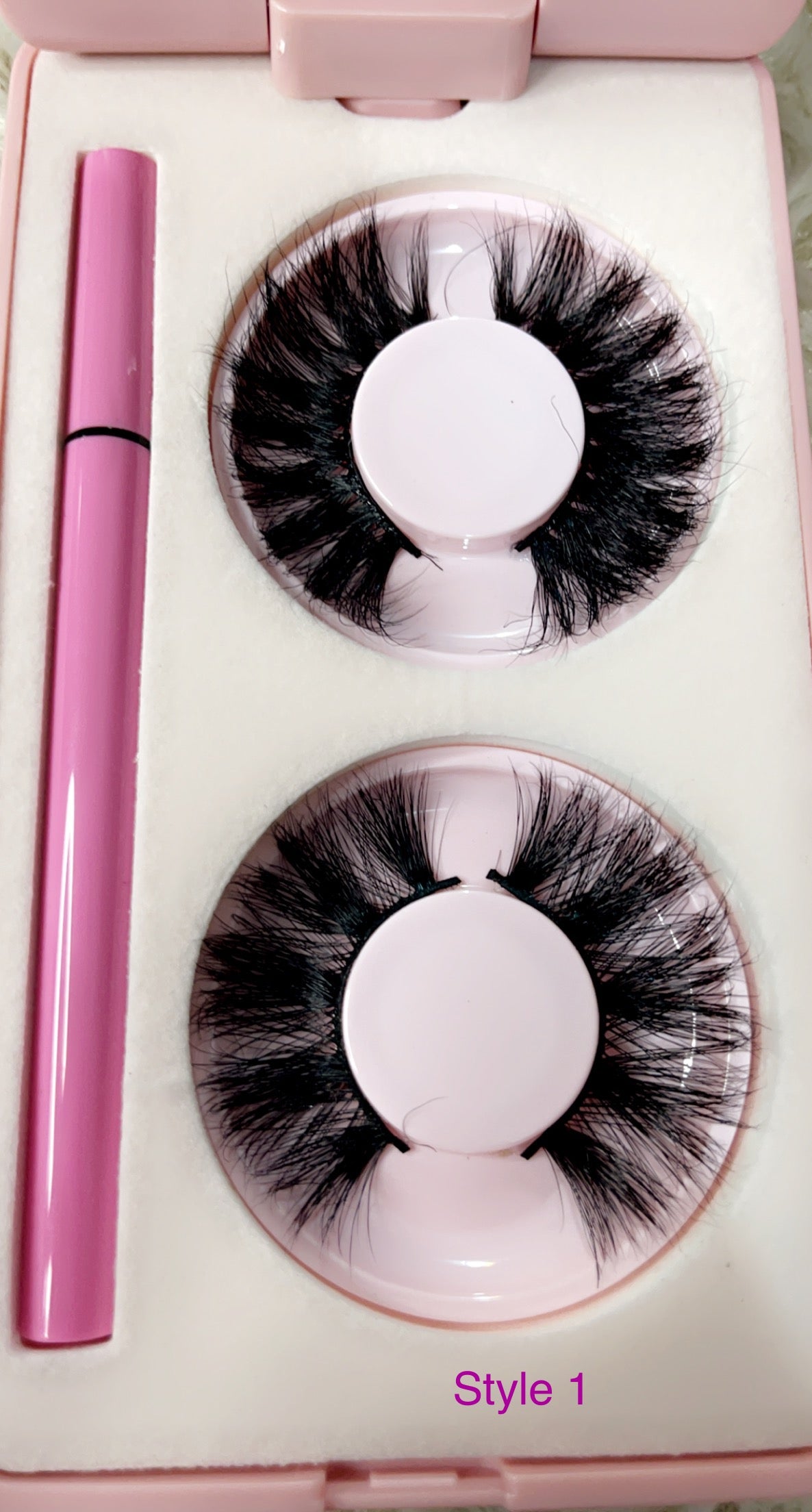 LASH BOX